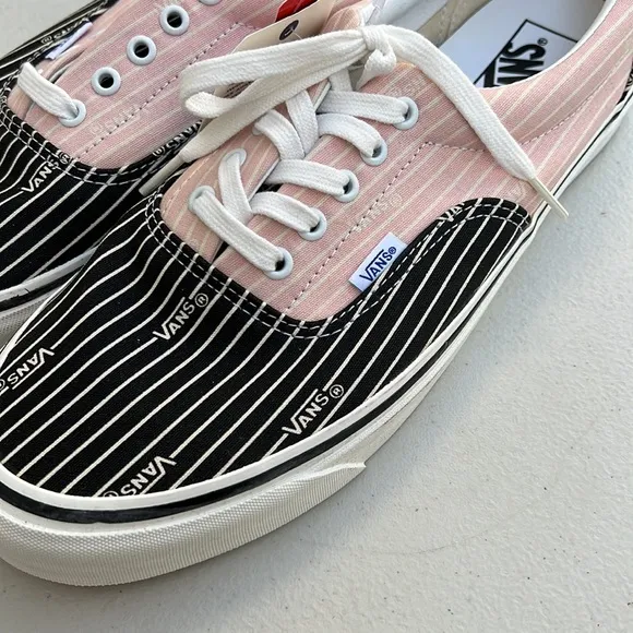ANAHEIM FACTORY ERA 95 DX SHOES- Og Stripes/OgBlack/Og Pink (size 13)