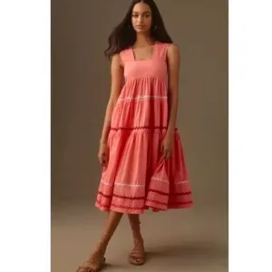 Anthropologie Helena Square Neck Tiered Pink‎ Coral Scallop Midi Dress Sz S NEW