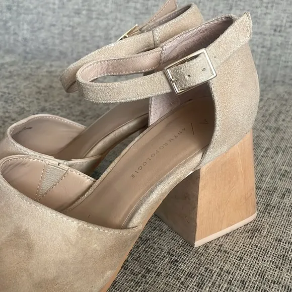 Anthropologie Meredith Block Heel Suede Shoes Size 7.5