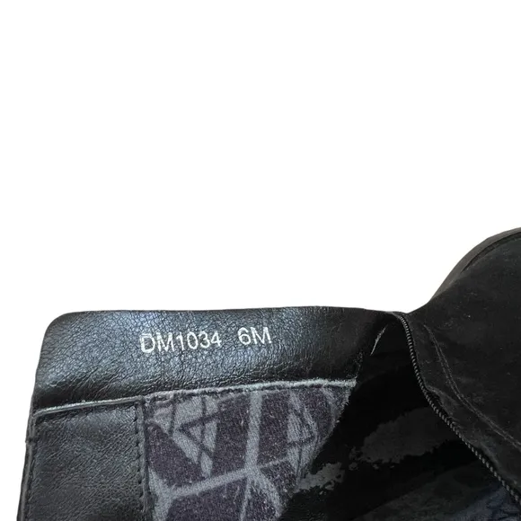 Aquatalia Black Ankle Booties Waterproof Suede with Stacked Heel  Size 6M