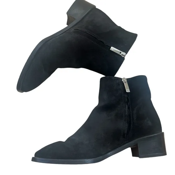 Aquatalia Black Ankle Booties Waterproof Suede with Stacked Heel  Size 6M