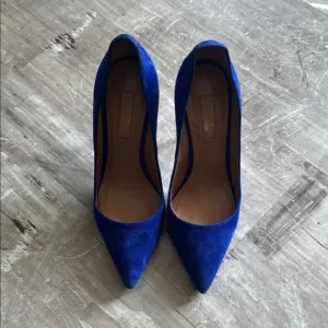 Aquazzura Elegant Blue Suede Women's Heels