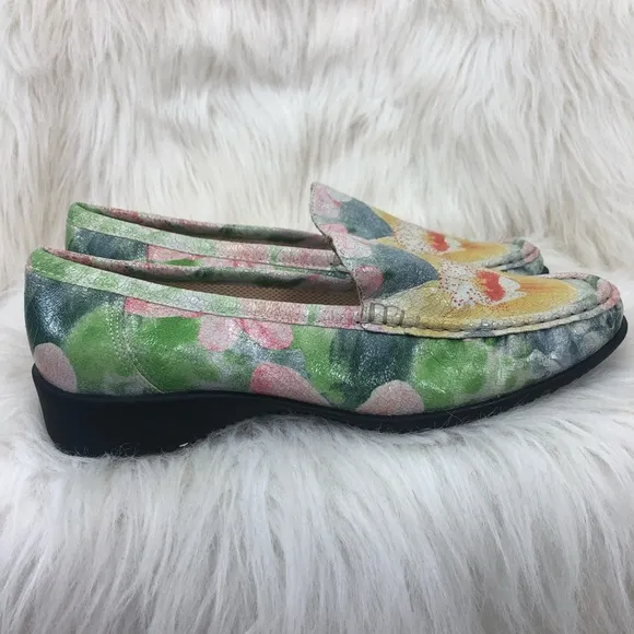 Ara mokassins floral leather shoes. Size 6