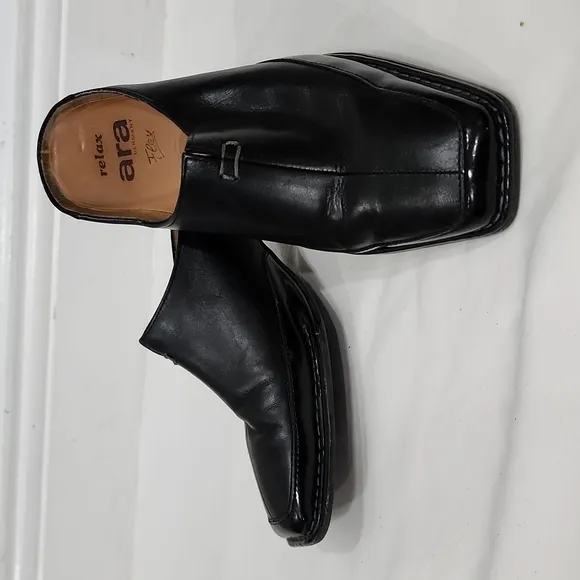 ARA Womens Shoes Size 5.5 G  Black Leather Heels Slides Sandals Mules Relax Flex