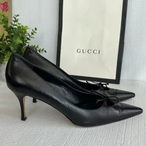 Authentic Gucci pointed toe Black Leather Women's Heels