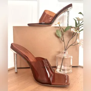 AZALEA WANG ~ Fashionably Elegant and Sophisticated Brown Mules size 6.5