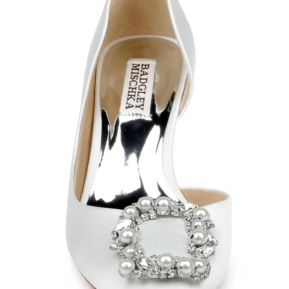 Badgley Mischa White Women's Shoe with Embellished Buckle