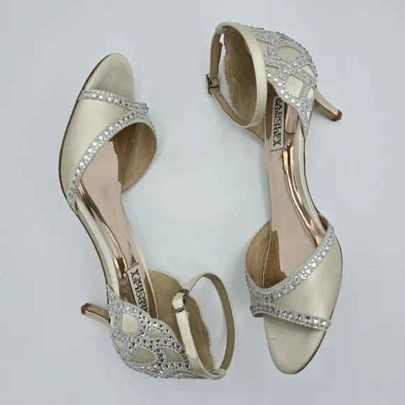 Badgley Mischka Gillian Ankle Strap Evening Shoes, Ivory, Women's Size 8