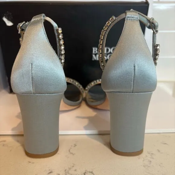 Badgley Mischka Harriet Blue Jeweled Ankle Strap Heel Womens Size 9