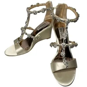 Badgley Mischka Women’s Size 7.5 Gold Satin Rhinestone Embellished Bridal Shoes