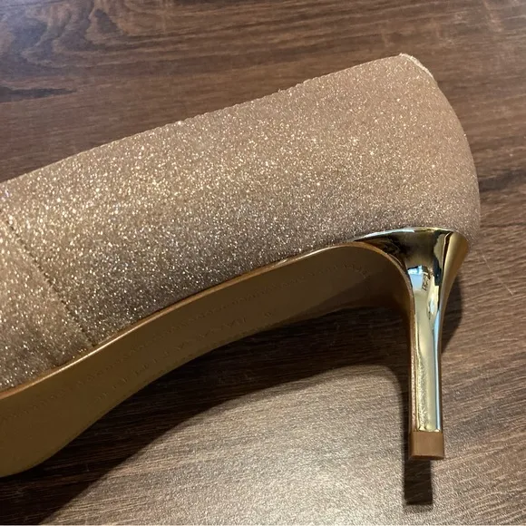 Banana Republic Madison Cat Heel Pump W/ Gold Heel Blush Pink Size 8.5