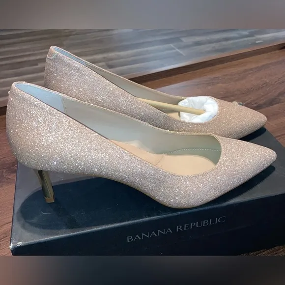 Banana Republic Madison Cat Heel Pump W/ Gold Heel Blush Pink Size 8.5