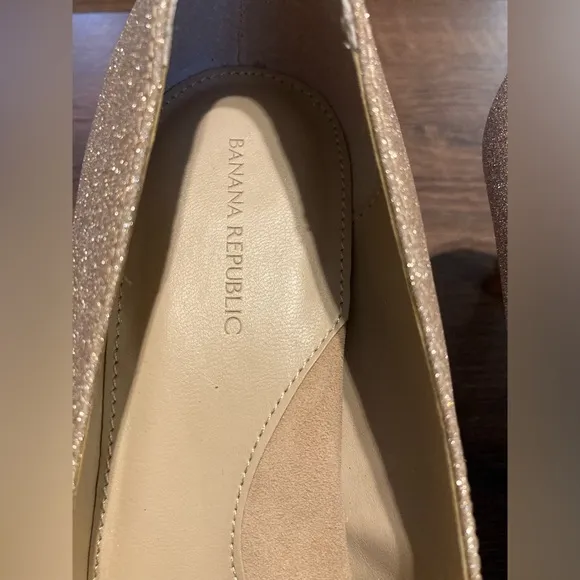 Banana Republic Madison Cat Heel Pump W/ Gold Heel Blush Pink Size 8.5