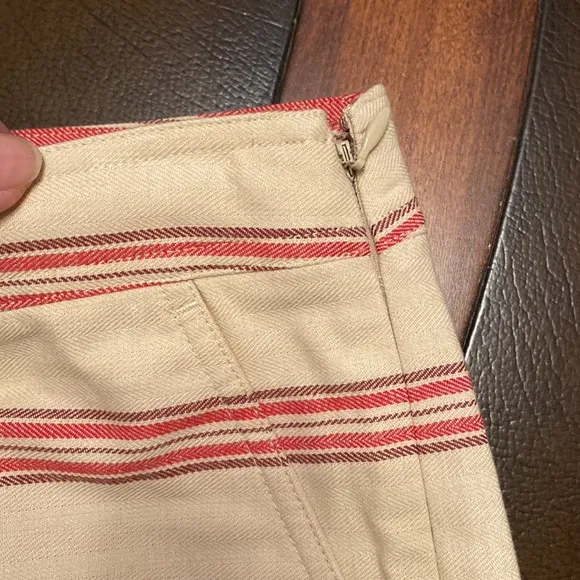 BCBG maxAzria striped shorts size small. New