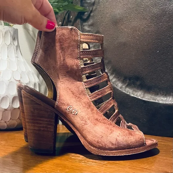 BED STU Occam Cage Gladiator Distressed Leather Heeled Sandals Boots Brown Tan