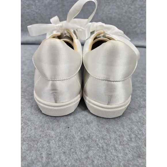 Betsey Johnson Sneaker Shoes Womens‎ Size 9.5 Ivory Liana Satin Jeweled Bridal