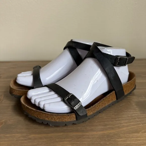 Birkenstock Women’s 38 Black Daloa Cross Ankle Strap Sandals Comfort