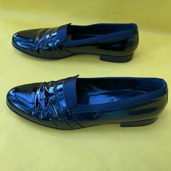 Black Mezlan patent leather/satin shoes