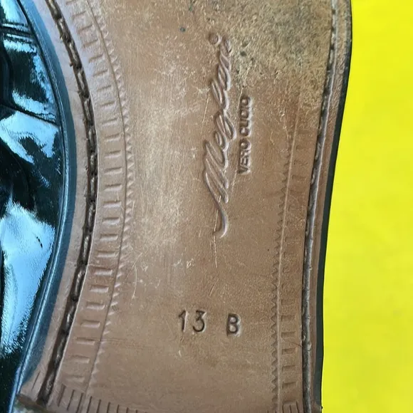 Black Mezlan patent leather/satin shoes
