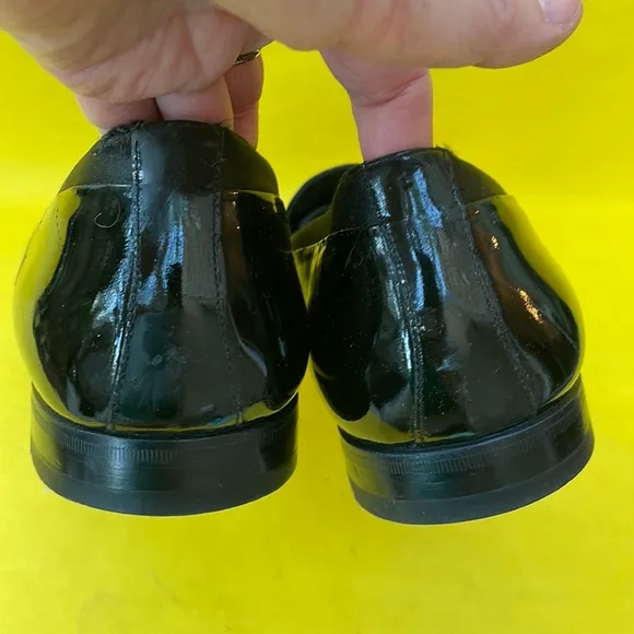 Black Mezlan patent leather/satin shoes
