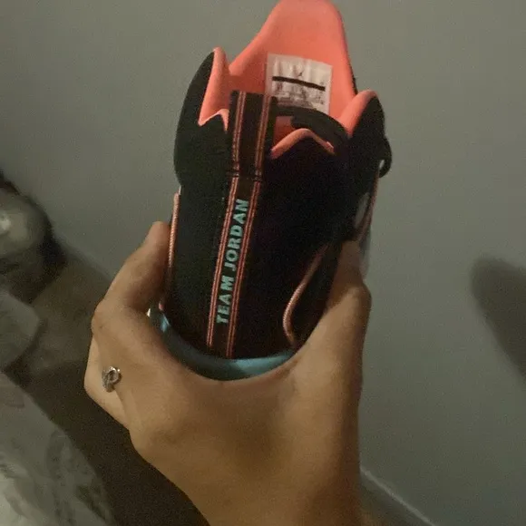 Black pink and blue jordan’s , size 6y all these shoes comes with the box btw !