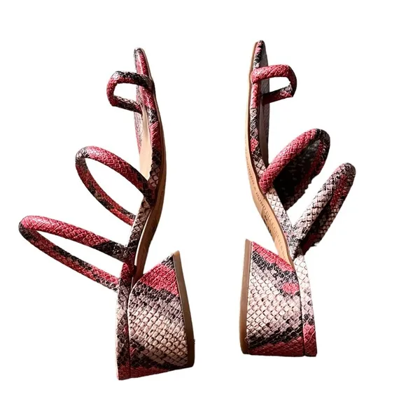 Bleecker &amp; Bond Cecilia Sandal Shoes size 7M