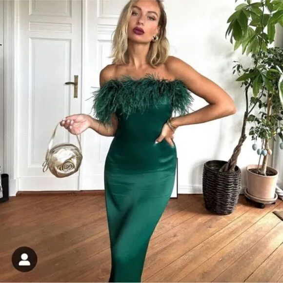 BLOGGER’S FAVE | NWT Zara - Green Feather Satin Effect Strapless Dress