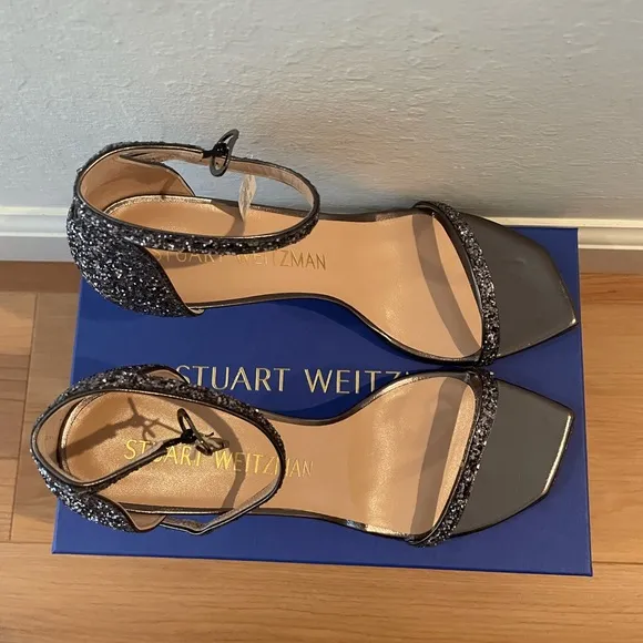 BNIB Stuart Weitzman Strappy Sandals