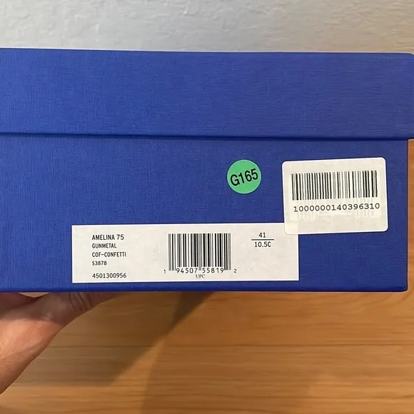 BNIB Stuart Weitzman Strappy Sandals