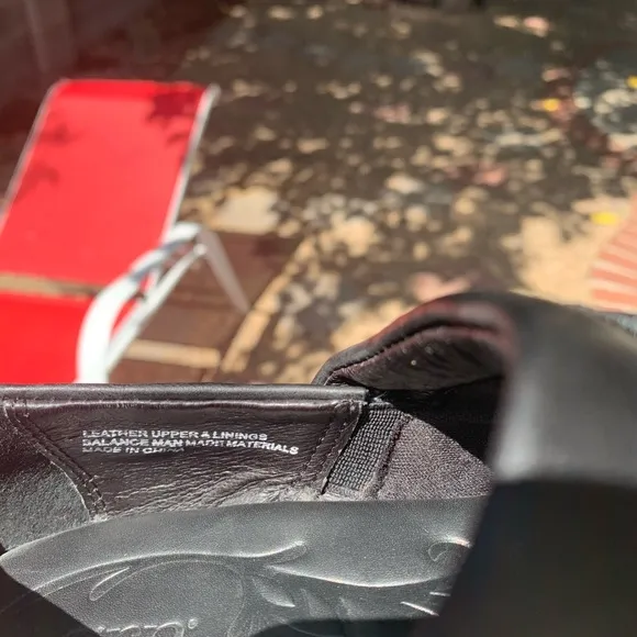 Born Shoes black 8.5 leather