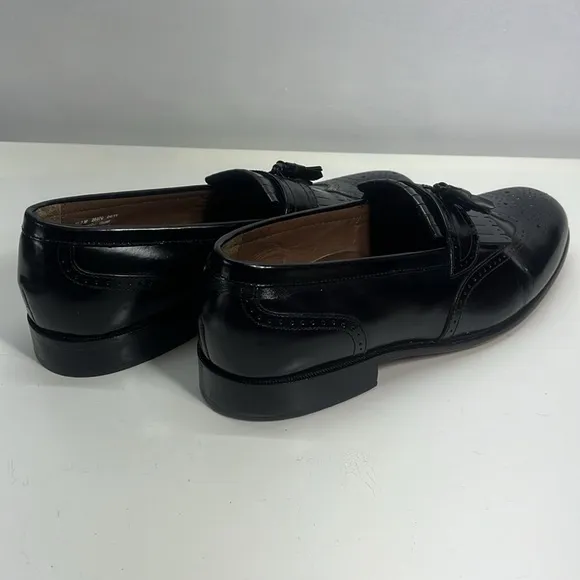 Bostonian Classics Black Tasseled Wingtip Leather Shoes