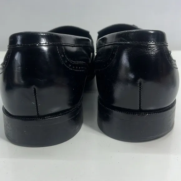 Bostonian Classics Black Tasseled Wingtip Leather Shoes