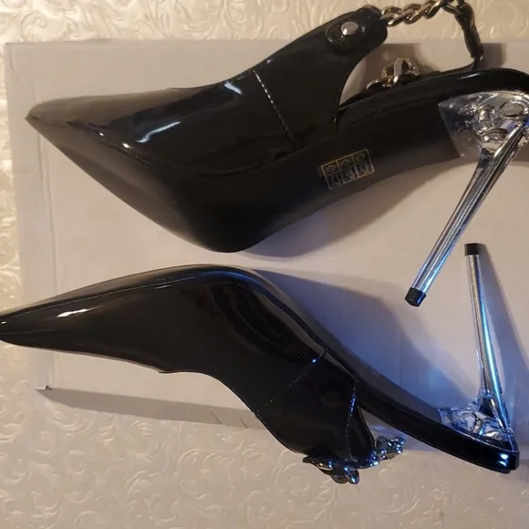 Brand new Black heel shoes super elegant and very light ✨️