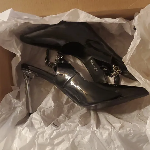 Brand new Black heel shoes super elegant and very light ✨️