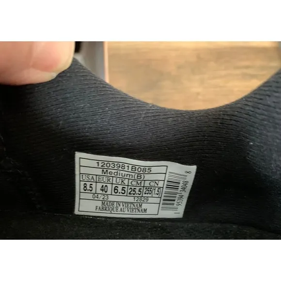 Brooks Launch 10 Running Shoes Lightweight Neutral Cushioned gray Black 8.5