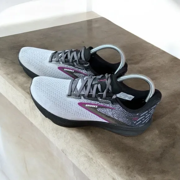 Brooks Launch 10 Running Shoes Lightweight Neutral Cushioned gray Black 8.5