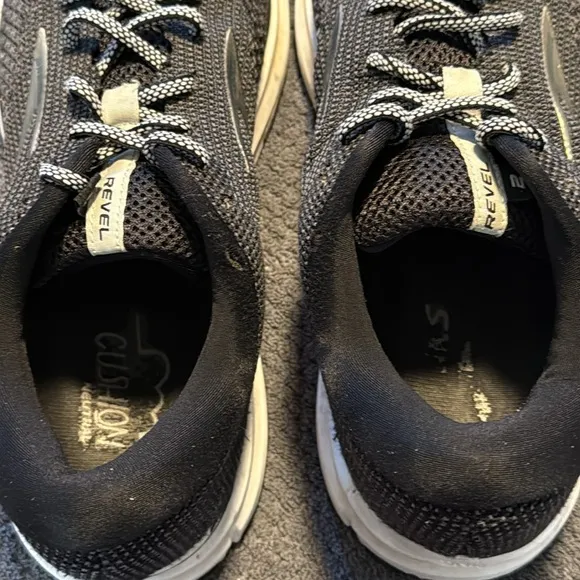 Brooks Revel 2 Men’s Black Running Shoes Size 10.5 Lightweight Mesh Sneakers