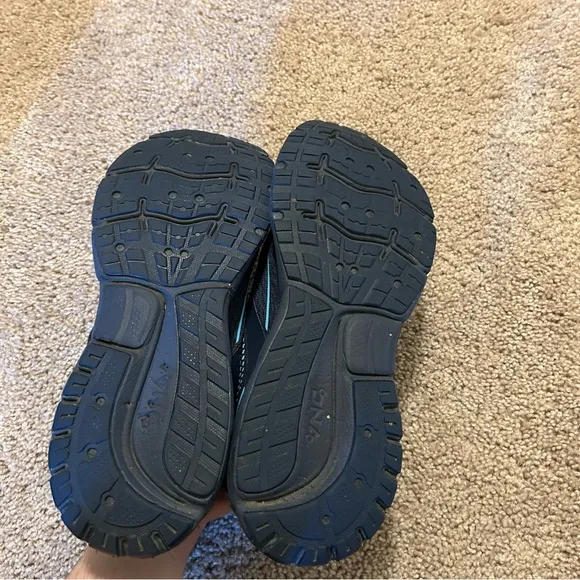 Brooks Trace Navy Blue Running Shoes Men’s Size 11.5 US 45.5 EU