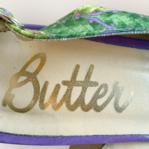 Butter Italy Rare Floral Print Purple Leather Bow Pumps Heels Green Purple Sz 6