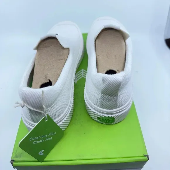 Cariuma Ibi Slip-On Casual Loafer Shoes Round Toe White Knit Size 5/6.5