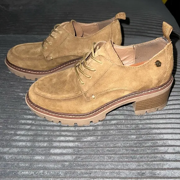 Carmela Women’s Taupe Chunky Heel Suede Derby Shoes Size US 7 / EU 38