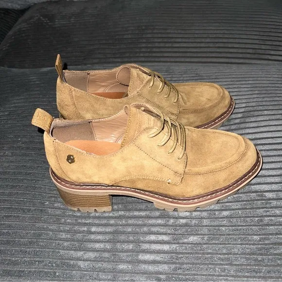 Carmela Women’s Taupe Chunky Heel Suede Derby Shoes Size US 7 / EU 38
