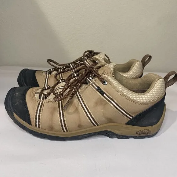 Chaco Womens Tan Canyonland Event Leather Low Top Waterproof Hiking Shoes Size 8