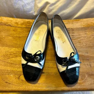CHANEL black patent and white leather spectator flats.Size 37 (6.5).