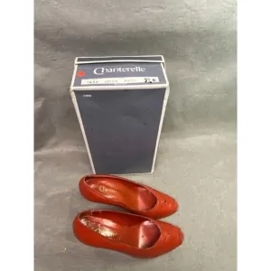 CHANTERELLE WOMEN'S HEEL PUMP SHOES‎ BRICK COLOR PEEP TOE SIZE 7 1/2B USED