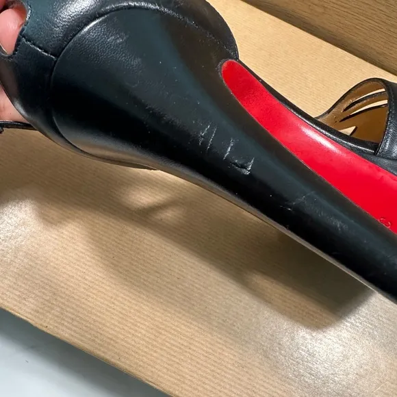Christian Louboutin Black MAYADA T-STRAP PLATFORM PUMPS SIZE 37.5 Women’s Shoes