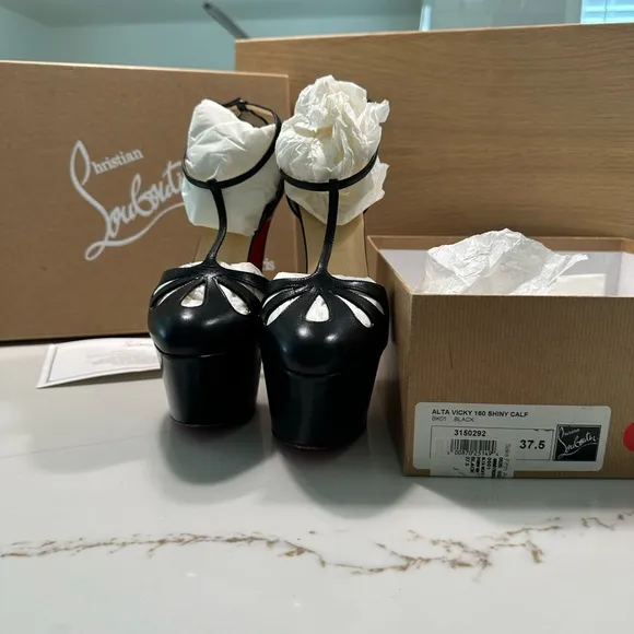 Christian Louboutin Black MAYADA T-STRAP PLATFORM PUMPS SIZE 37.5 Women’s Shoes