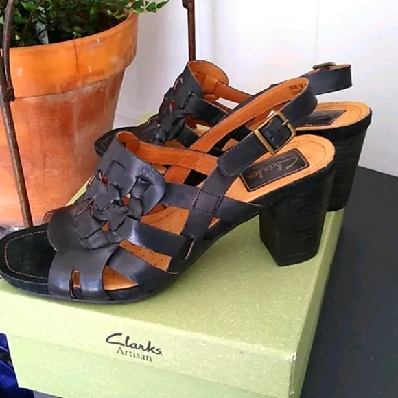 Clarks Artisan Redding Point Heel Shoes NWT