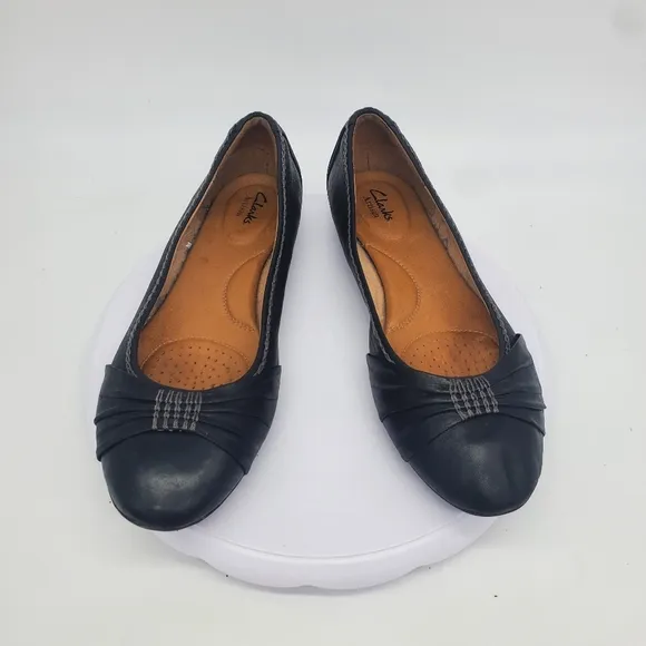 Clarks Shoes Women's 10M Artisan Collection Leather Black