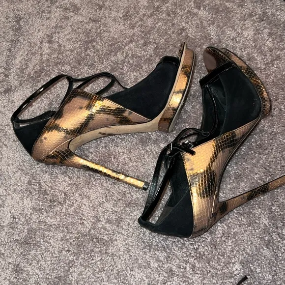 Clearance: Brian Atwood Women's Black and Brown Shoes open toe strappy size 10